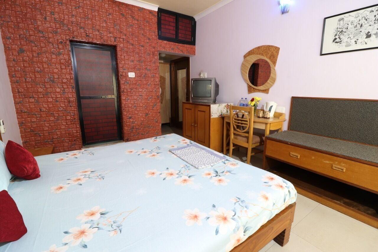 Mama Mids Home Morjim Exterior photo